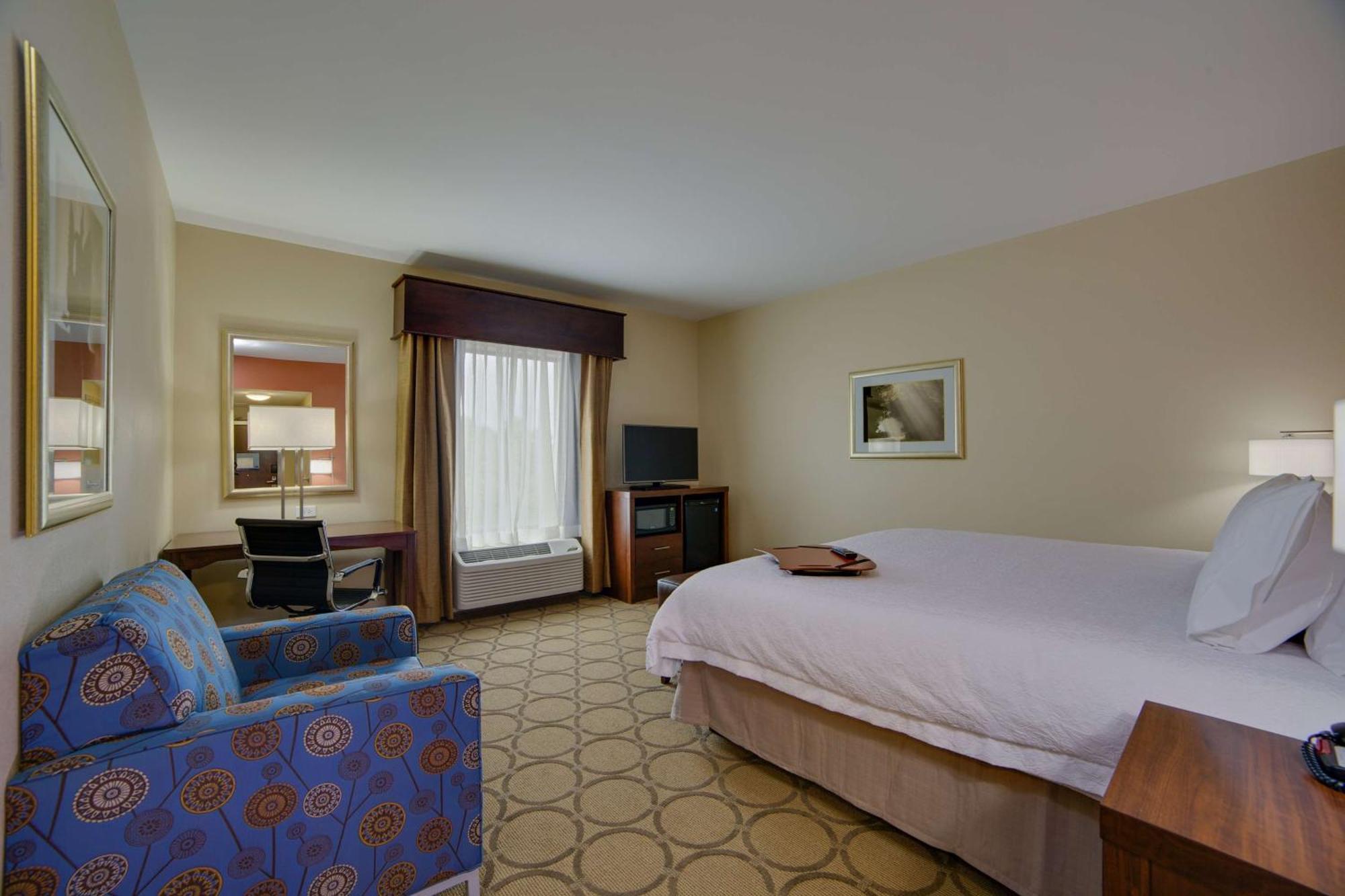 Hampton Inn & Suites Philadelphia/Bensalem Exterior foto