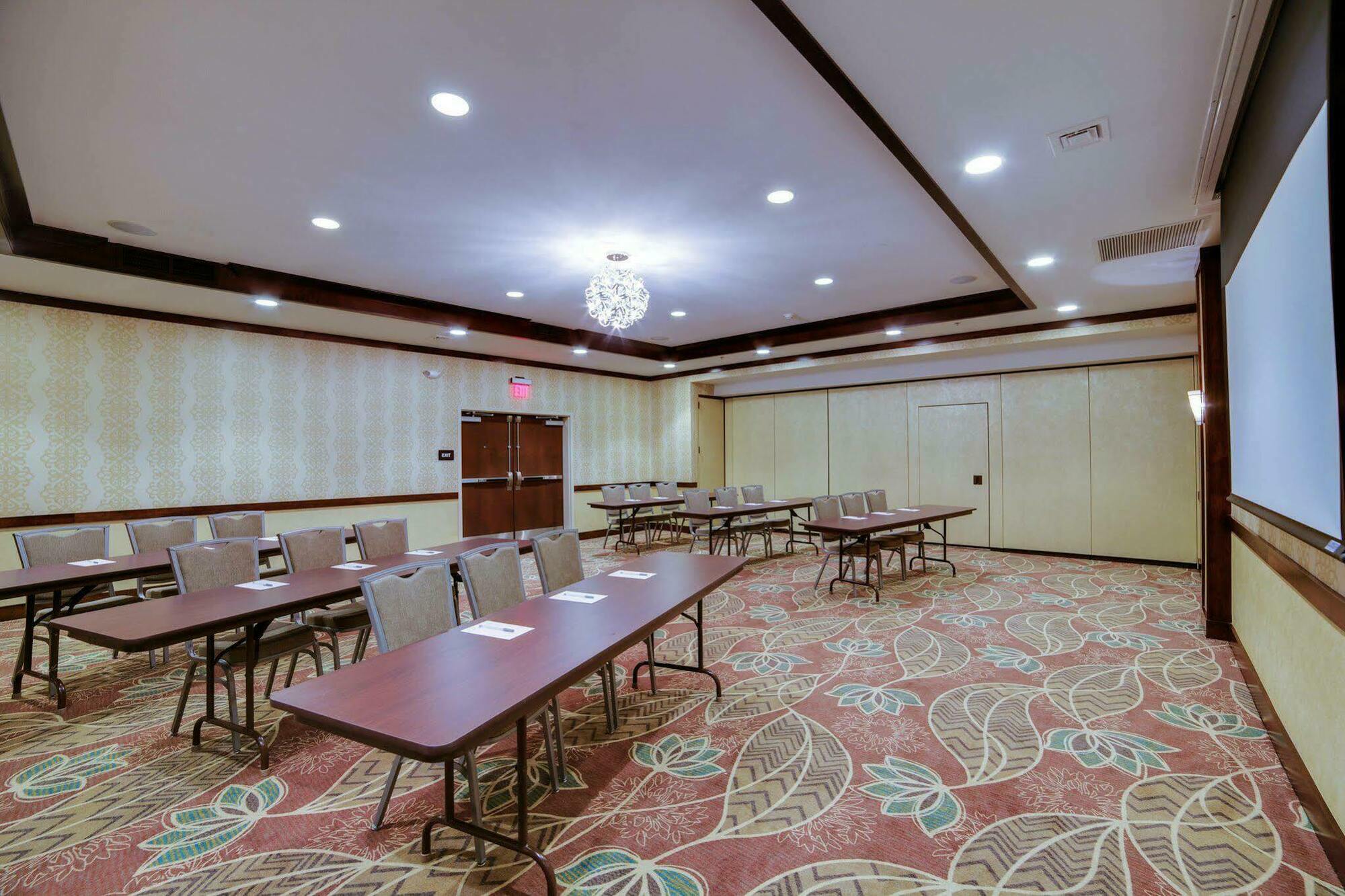 Hampton Inn & Suites Philadelphia/Bensalem Exterior foto